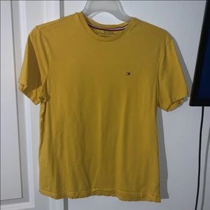 Tommy Hilfiger tee shirt